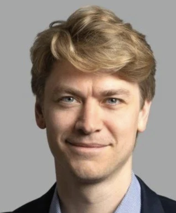 Dr Jakob Mökander