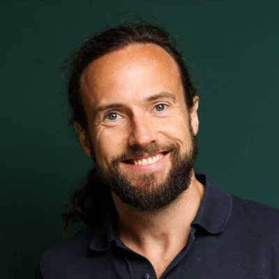 Prof. Jakob Foerster